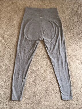 Beyond Yoga Grey High-Waist full length Shaping Leggings